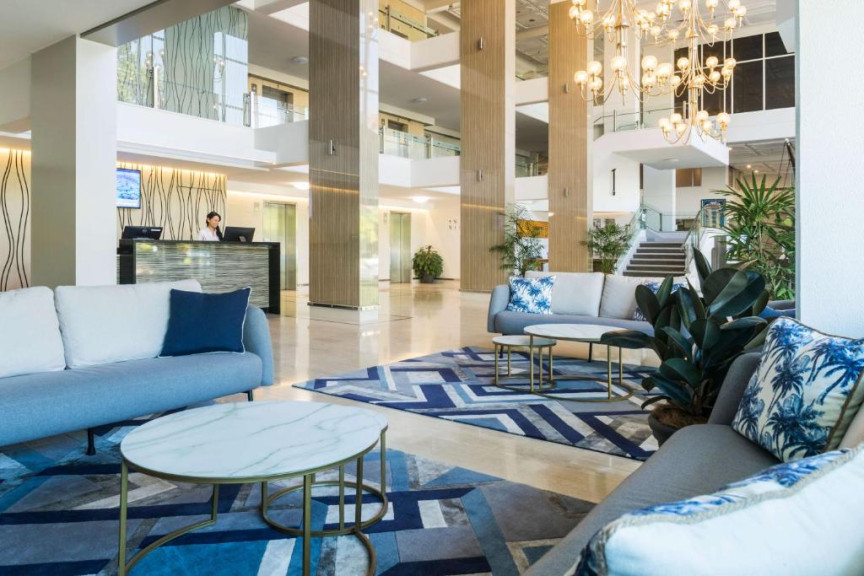 pacific-hotel-cairns-2
