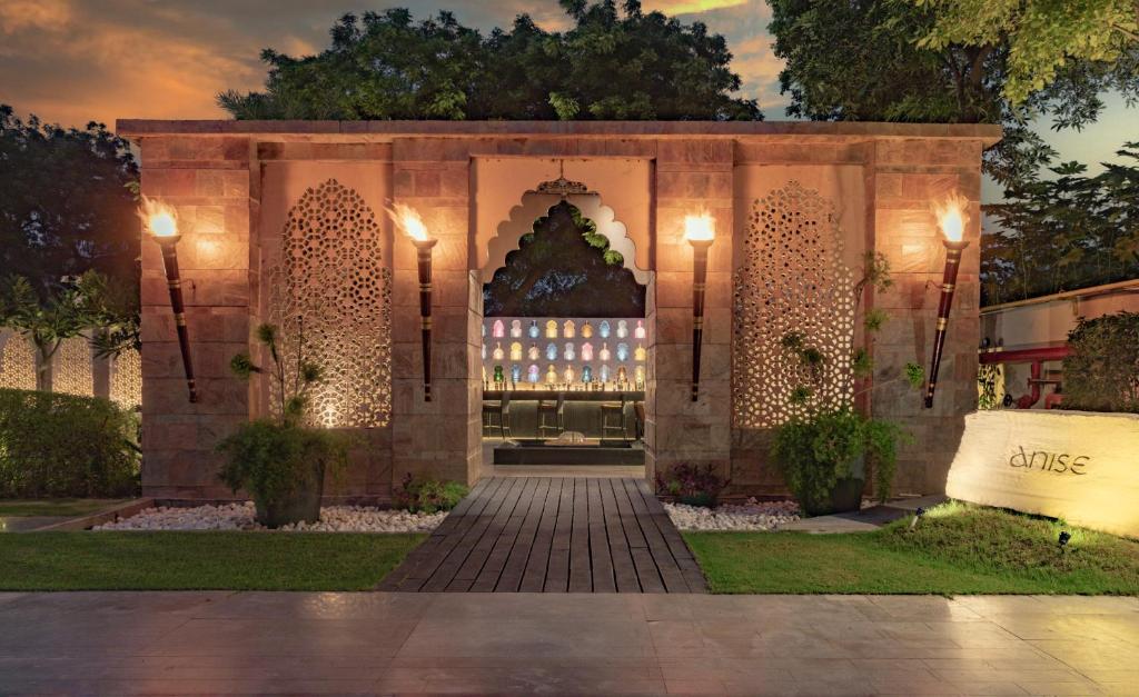 courtyard-by-marriott-agra-2